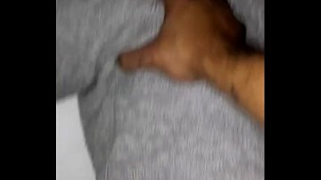 ragazza sesso orale scopa