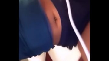 Penetrazione intensa nella figa bionda matura