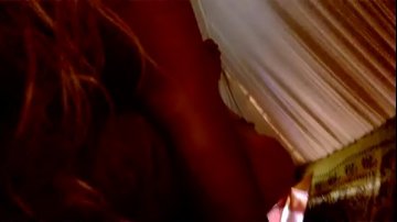 bella ragazza viene scopata pervertito tutti buchi